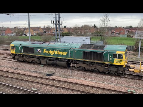 Freightliner class 66, 66593 at Biggleswade with a Network Rail HOBC - 14/02/21