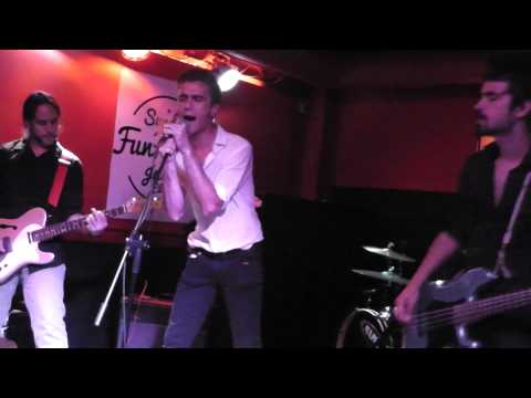 Rey Muerto -A la deriva -Sala Fun House 19/6/2015