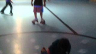 preview picture of video 'Dakota skating at the Simic Skating Rink in Superior Nebraska'