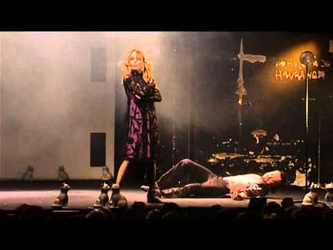 Martin Pošta a Lucie Vondráčková - Chci být netopýr