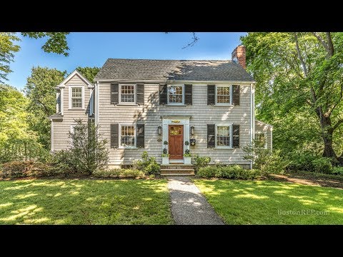 81 West Shore Dr, Marblehead MA - Liz Walters - Tel 617-438-3665