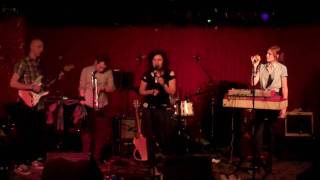 Via Tania--L. E. S.  Artistes