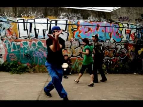 Redbridge Superstylin (Stop Motion)