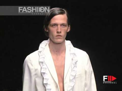 Fashion Show "Prada" Pret a Porter Men Spring Summer 2003 3 of 3