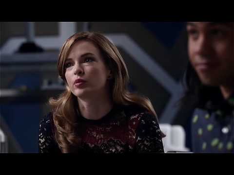 The Flash 3x06 H R  Wells, Cicsco, Caitlin Part #3