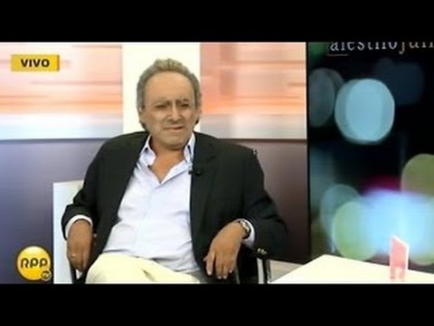 Phillip Butters vs Carlos Alvarez: El comico imita a los candidatos presidenciales