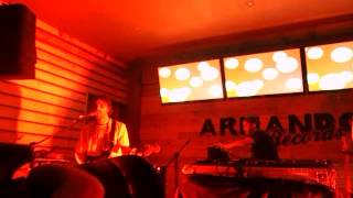 Jagwar Ma - Let Her Go , Live Armando Récords Bogota