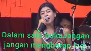Download lagu iis candra _ catatan dusta _ cover mimin aminah mp3
