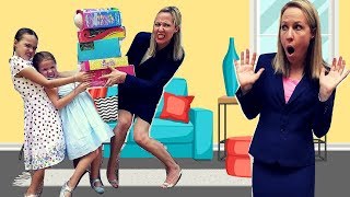 Toy Hotel Owner Lucy Has a Twin Sister ??