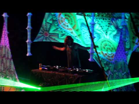 01.12.12 / TIP WORLD PARTY - Яна SunGirl