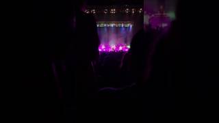 Don't Trust Me Phillip Phillips Live