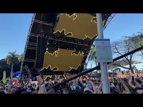 4B b2b SAYMYNAME @ Ultra Music Festival 2022 (playing Reload Jersey Edit)