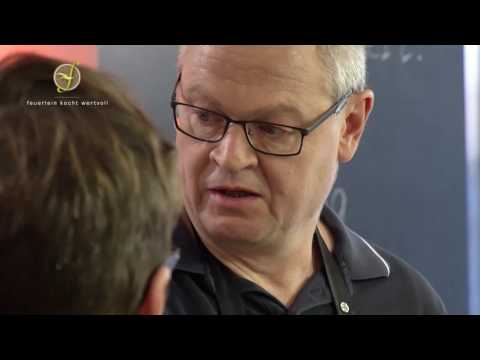 Selbstgemachte Wurst mit Salsiccia zubereiten - Feuerlein kocht wertvoll