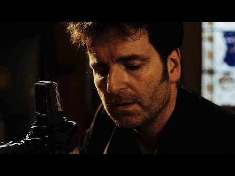 Kevin Doherty - 'Esplendido Corazon' Live at Bangor Castle