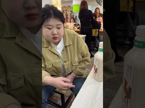 Brother snatched boba tea cold drink from fat sister.