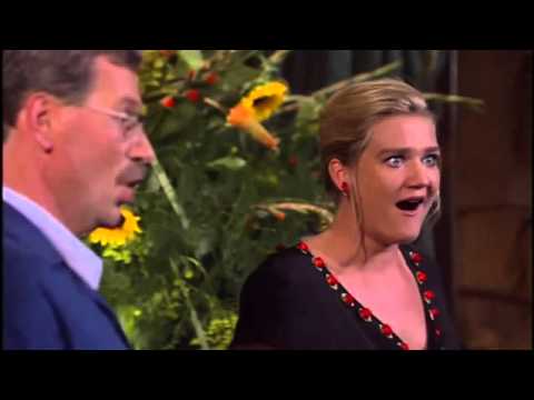 J.S. Bach "Cantata del Café" BWV 211 (subtitulos español)