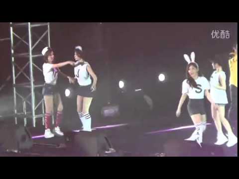 T-ara Boram and Jiyeon Fooling around ^^