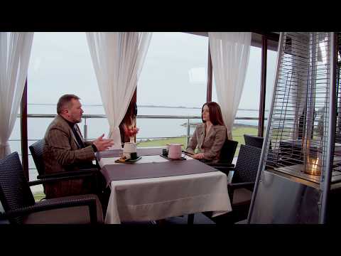 Rodina pod tlakom: Ako sa dnes žije na Slovensku? I Na slovíčko s hosťom Viliamom Karasom.