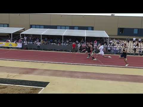 100 m-es síkfutás V. korcsoport férfi döntőjének célba érkezése