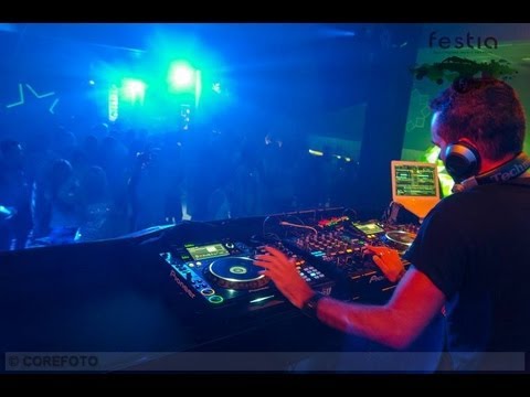 Sinisa Tamamovic - Live at Mecca Club - Prague - Czech Republic - 14 09 2013