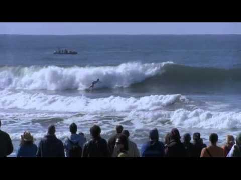 Gabriel Medina wins Rip Curl Pro Search 2011