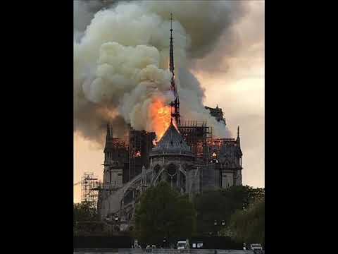 PHILIPPE COULANGE - NOTRE DAME DE PARIS  AVRIL 2019