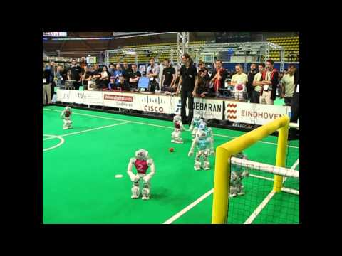 Robocup 2013 - Austin Villa vs B-Human