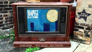 Video thumbnail of "Elliott Smith - New Monkey (from New Moon)"