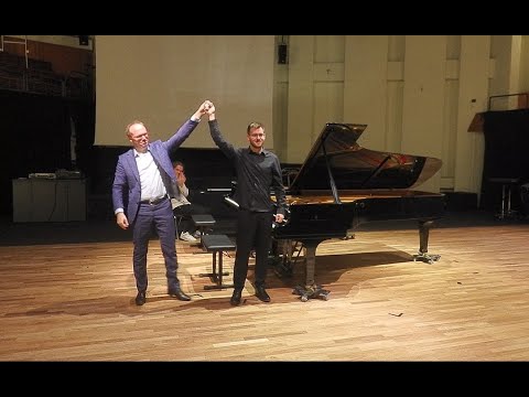 Beethoven - Piano concerto no.3 in C Minor, op. 37 (Tim Hedeman & Liebrecht Vanbeckevoort)