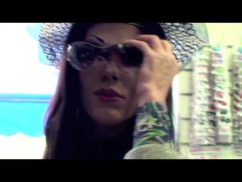Drag music - Fashionista ( Feat. Vick Diamond  )