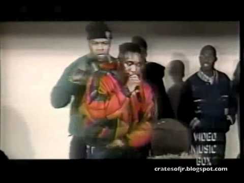 Kool G Rap & Biz Freestyling On Stage In 1990