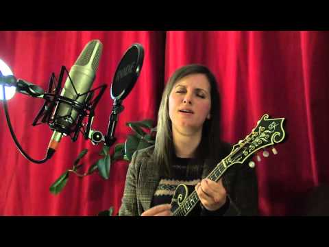 Jenn Butterworth & Laura-Beth Salter perform The Great Divide for TRADtv