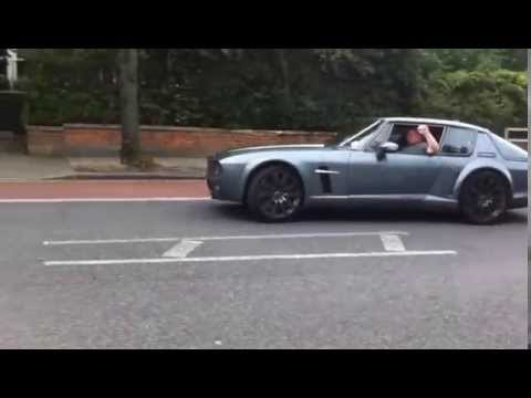 Jensen Interceptor V10 Acceleration