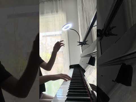 Prelude in B flat Major, Bach. Played by Veronika Poliakova