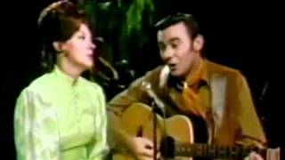 The Old Lamplighter.- Jim Ed &amp; Maxine Brown