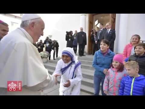 El Papa visita las Obras de Caridad en Estonia