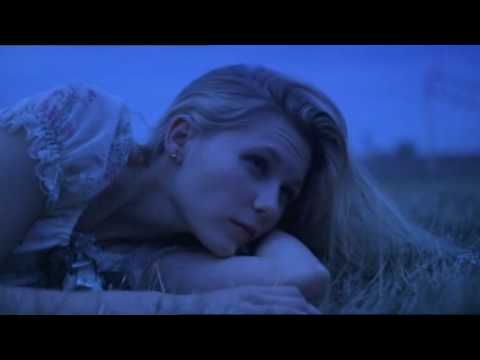 The Virgin Suicides (1999) - Playground Love