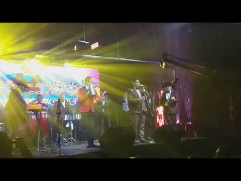 Carmenza-Tiberio González  jr y su Orquescat