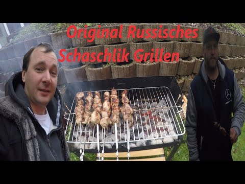 Original Russisches Schaschlik Grillen