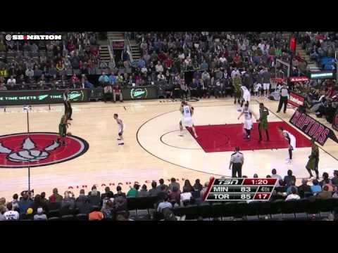 Corey Brewer gambles for steal