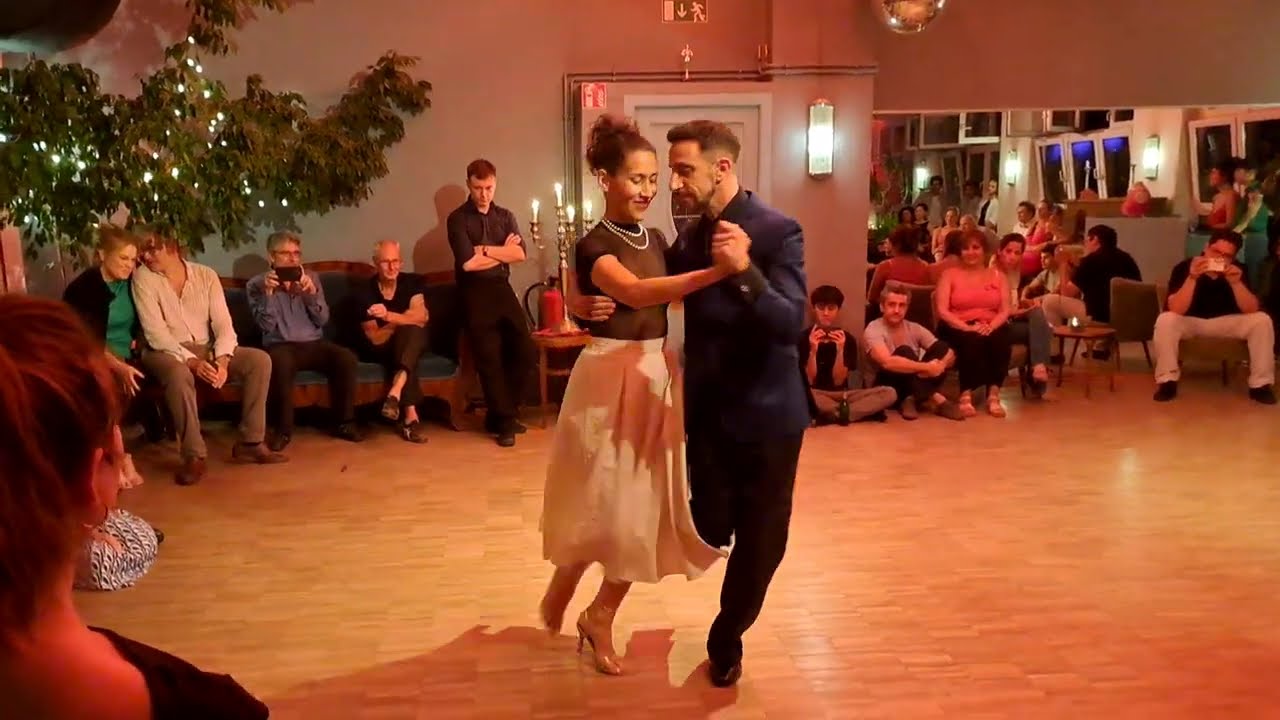 Maria Elena Ybarra and Matias Iriarte - Rebeldía (2/4)