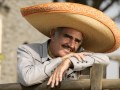 Vicente Fernández - Amor y Olvido