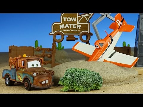 Disney Cars meet Planes - Movie 4 Dusty Crashes into sand!! Cars Toys Movies