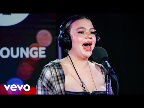Lola Young - D£aler in the Live Lounge
