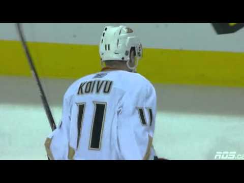 Saku Koivu Standing ovation in Bell center