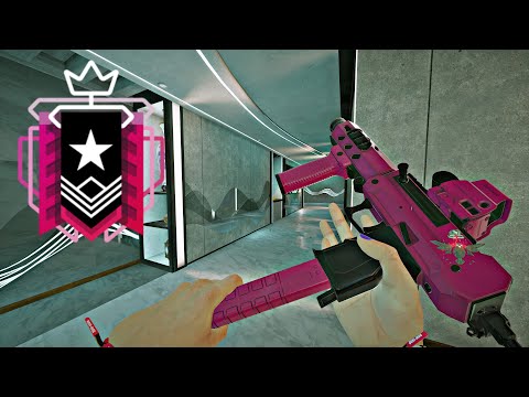 The #1 CHAMPION CLUTCHING EVERY SINGLE Round on Rainbow Siege X High Champion Gameplay PS5/XBOX