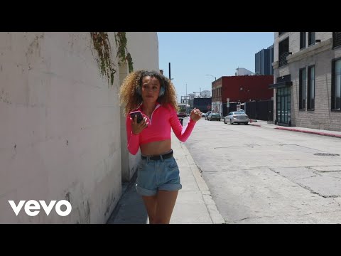 Play-N-Skillz, Jenn Morel, Joelii - Rub A Bum (Dance Video)