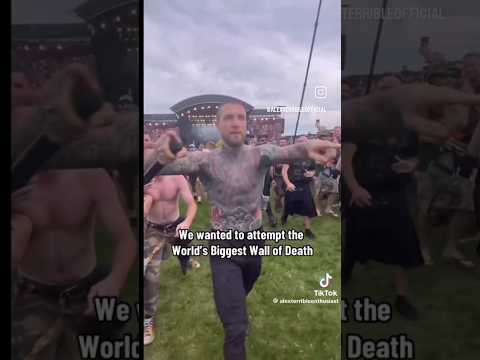 @AlexTerrible Starts The Biggest #WallOfDeath @hellfestopenair #HellfestOpenAir #AlexTerrible