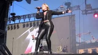 Movetron - Valkoinen valhe (live @ We Love the 90&#39;s, Helsinki 27.8.2016)