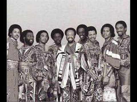 Earth, Wind & Fire - Sing a Song